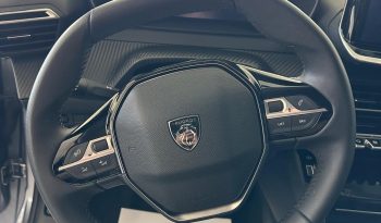 Peugeot 208 Allure Pack 2025 – Stile Moderno e Guida Dinamica pieno