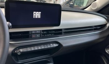 La Nuova FIAT 600 Che Fa Girare la Testa pieno