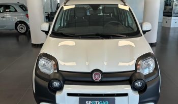 Panda Cross 2024 Hybrid: consumi bassi, stile top pieno
