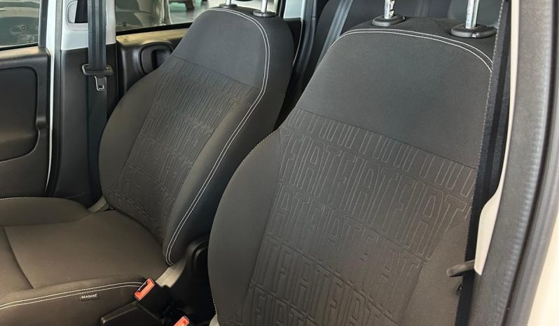 Panda Cross 2024 Hybrid: consumi bassi, stile top pieno