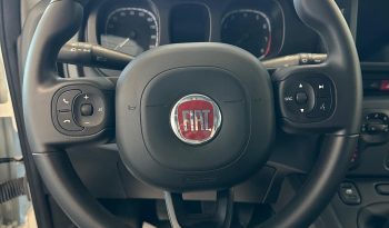 Panda Cross 2024 Hybrid: consumi bassi, stile top pieno