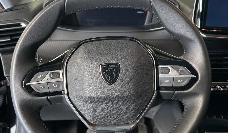 PEUGEOT 208 ALLURE PACK 2025 – TECNOLOGIA, STILE E COMFORT pieno