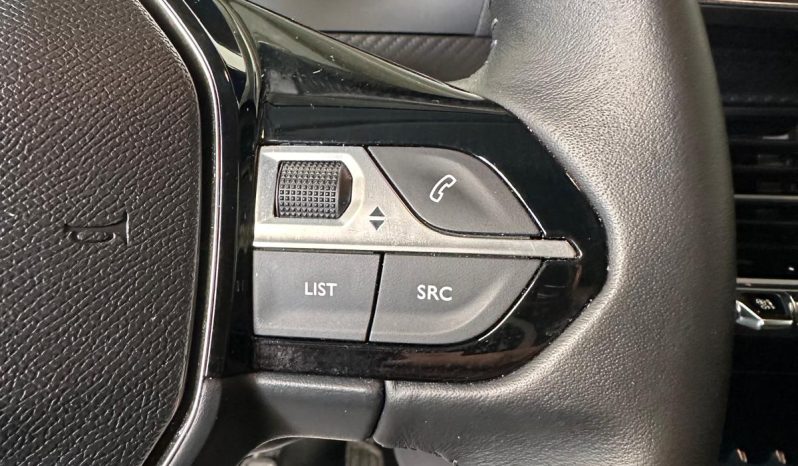 PEUGEOT 208 ALLURE PACK 2025 – TECNOLOGIA, STILE E COMFORT pieno