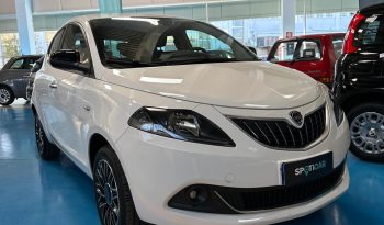 LANCIA YPSILON PLATINO HYBRID – TOP DI GAMMA 2024 pieno