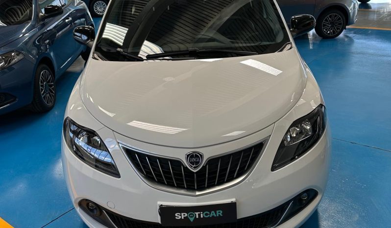 LANCIA YPSILON PLATINO HYBRID – TOP DI GAMMA 2024 pieno