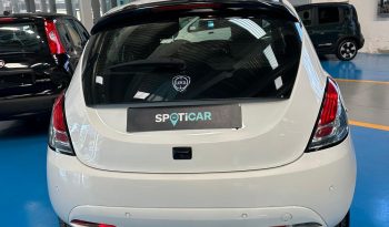 LANCIA YPSILON PLATINO HYBRID – TOP DI GAMMA 2024 pieno