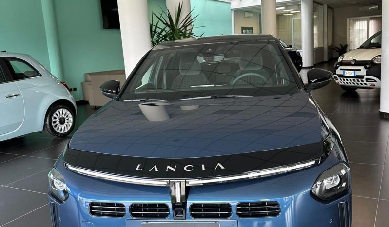 LANCIA YPSILON LX 100 CV AUTOMATICA – IL NUOVO LUSSO URBANO pieno