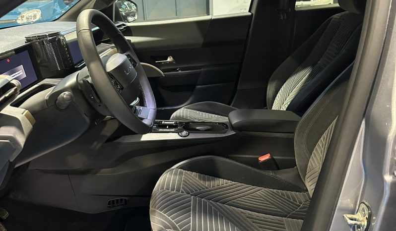 YPSILON HYBRID AUTOMATICA – LA CITY CAR PREMIUM ITALIANA pieno