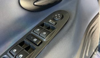 LA CITY CAR CHE NON PASSA MAI DI MODA pieno