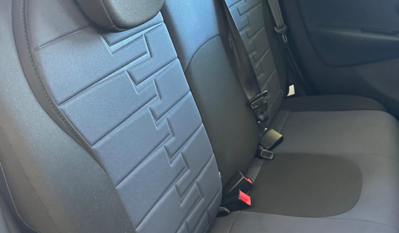 LA CITY CAR CHE NON PASSA MAI DI MODA pieno