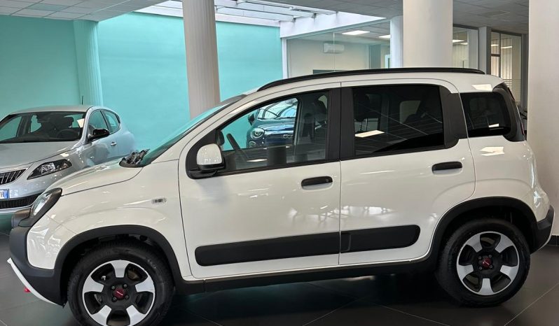 FIAT PANDA CROSS HYBRID 2024 – RESTYLING, UFFICIALE FIAT E PRONTA CONSEGNA! pieno