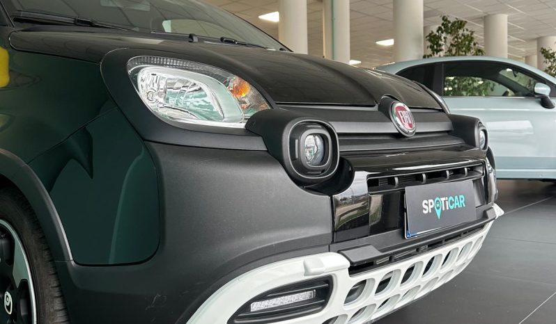 FIAT PANDINA CROSS HYBRID pieno