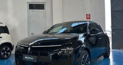 Nuova Ypsilon LX Hybrid 100 CV Automatica – Eleganza Senza Compromessi