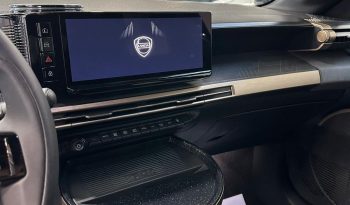 Nuova Ypsilon LX Hybrid 100 CV Automatica – Eleganza Senza Compromessi pieno