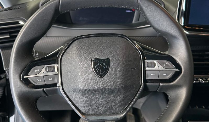 Peugeot 208 Allure Pack 2025 – Sportiva, Elegante e Full Optional pieno
