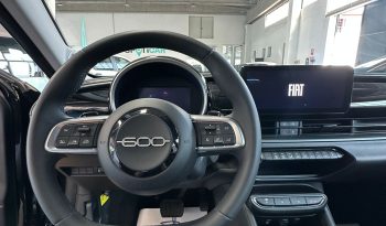 ✨ Nuova Fiat 600 Pop Hybrid: il SUV compatto che cambia il tuo modo di guidare. pieno