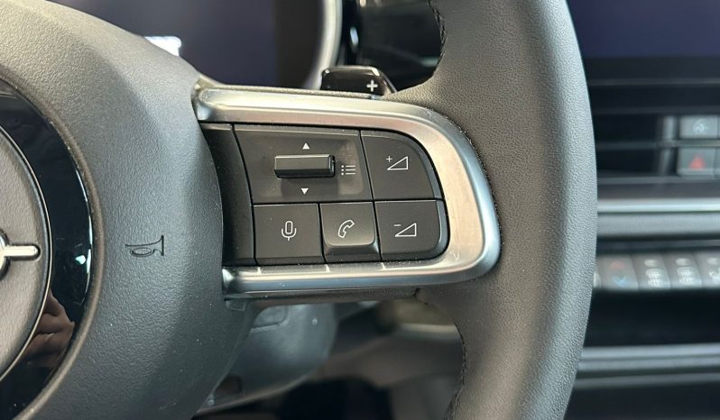✨ Nuova Fiat 600 Pop Hybrid: il SUV compatto che cambia il tuo modo di guidare. pieno