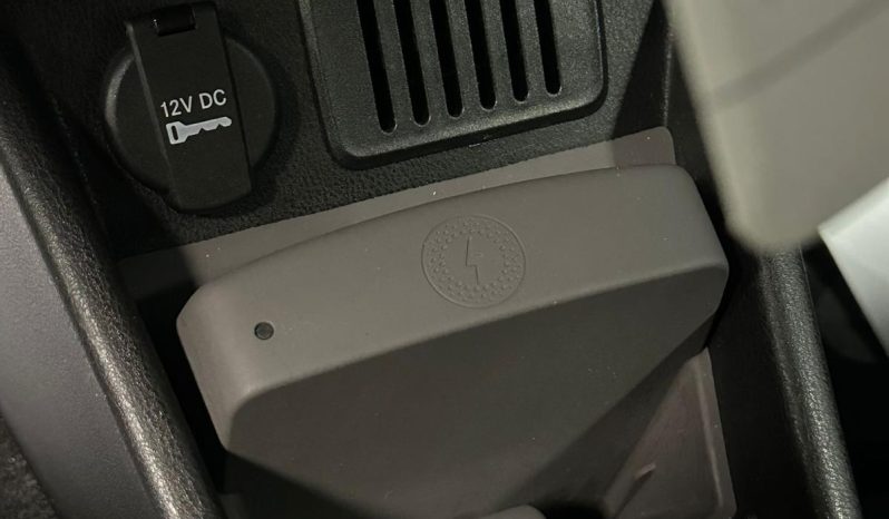 PICCOLA FUORI, PREMIUM DENTRO. pieno