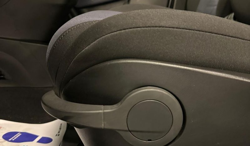 PICCOLA FUORI, PREMIUM DENTRO. pieno