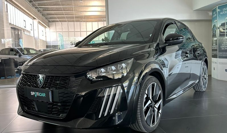 136 CV DI EMOZIONI. SCOPRI LA NUOVA PEUGEOT 208 GT! pieno