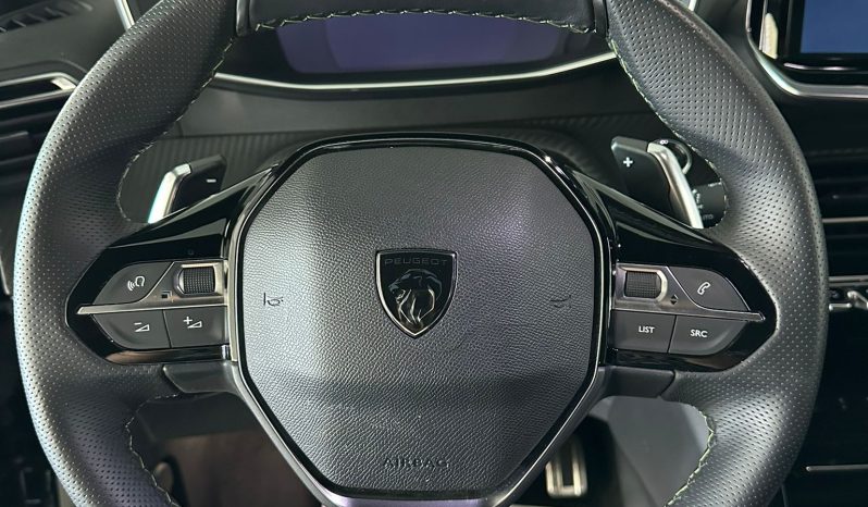 136 CV DI EMOZIONI. SCOPRI LA NUOVA PEUGEOT 208 GT! pieno
