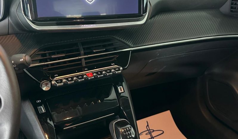 NUOVA PEUGEOT 208 ALLURE PACK 2025 – DISPONIBILITÀ IMMEDIATA pieno