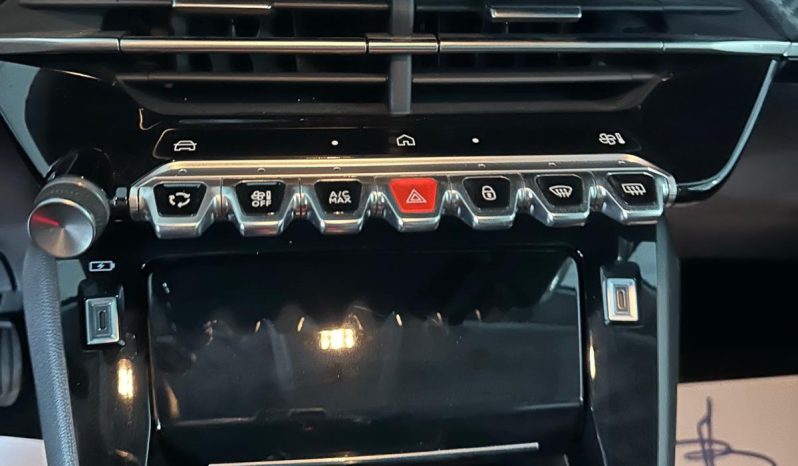 NUOVA PEUGEOT 208 ALLURE PACK 2025 – DISPONIBILITÀ IMMEDIATA pieno