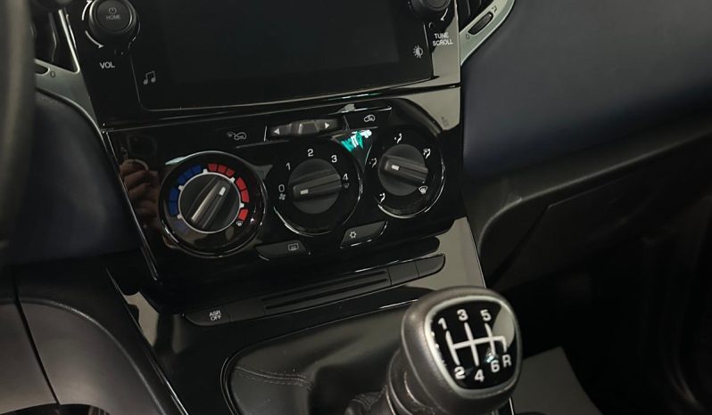 LANCIA YPSILON PLATINO HYBRID – ULTIMA DISPONIBILITÀ | PRONTA CONSEGNA | 2024 pieno