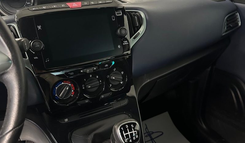 LANCIA YPSILON PLATINO HYBRID – ULTIMA DISPONIBILITÀ | PRONTA CONSEGNA | 2024 pieno