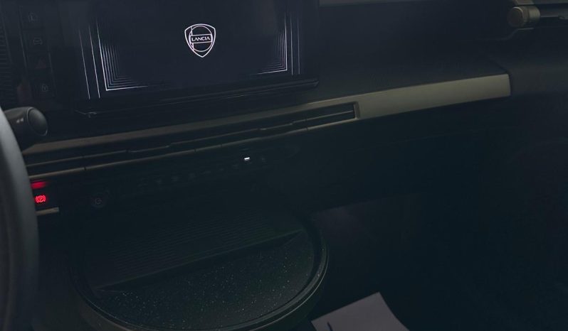 OFFERTA BRUVINCARS: LANCIA YPSILON LX AUTOMATICA 2025 A SOLI €17.900 pieno