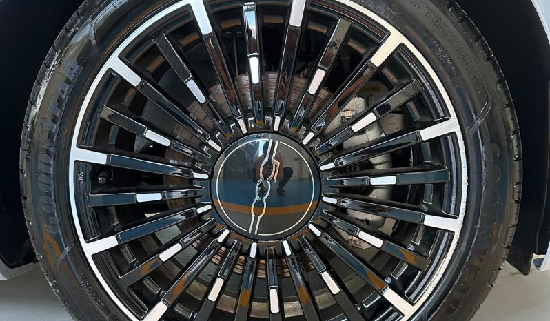 FIAT 500e LA PRIMA – KM ZERO, FULL OPTIONAL pieno