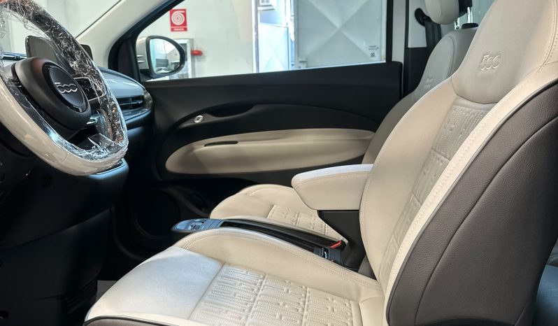 FIAT 500e LA PRIMA – KM ZERO, FULL OPTIONAL pieno