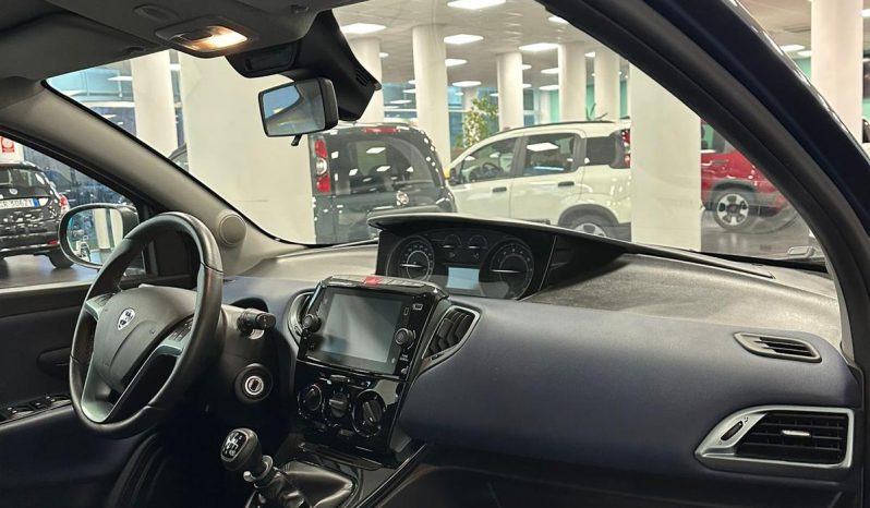 ULTIMA DISPONIBILITÀ • LANCIA YPSILON PLATINO HYBRID 2024 • SUPER OFFERTA pieno