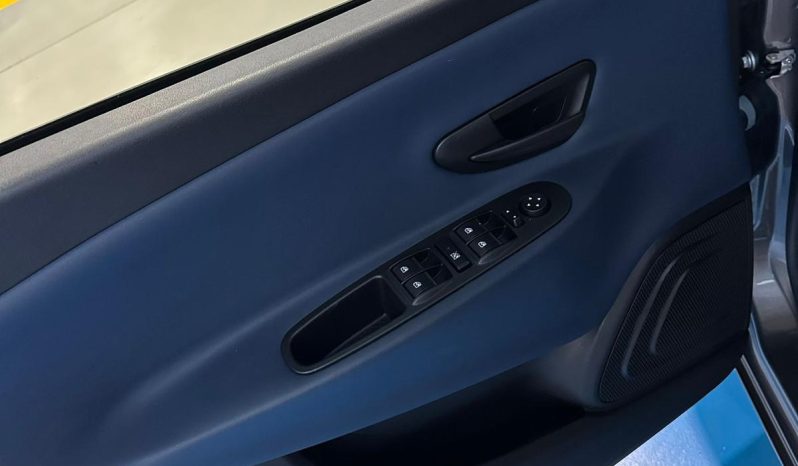 La city car più elegante è pronta a conquistarti! pieno