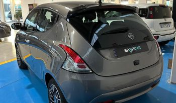 La city car più elegante è pronta a conquistarti! pieno