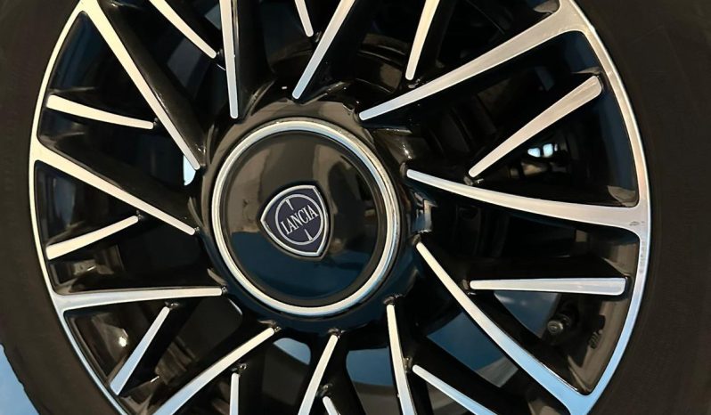 La city car più elegante è pronta a conquistarti! pieno
