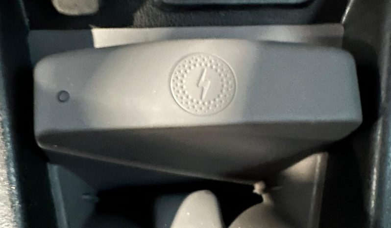 La city car più elegante è pronta a conquistarti! pieno