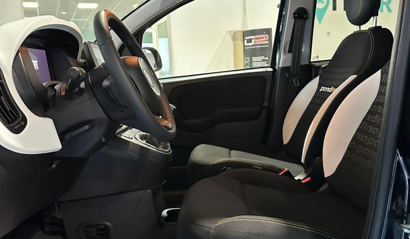 La tua nuova Pandina ti aspetta: super offerta da BruvinCars! pieno