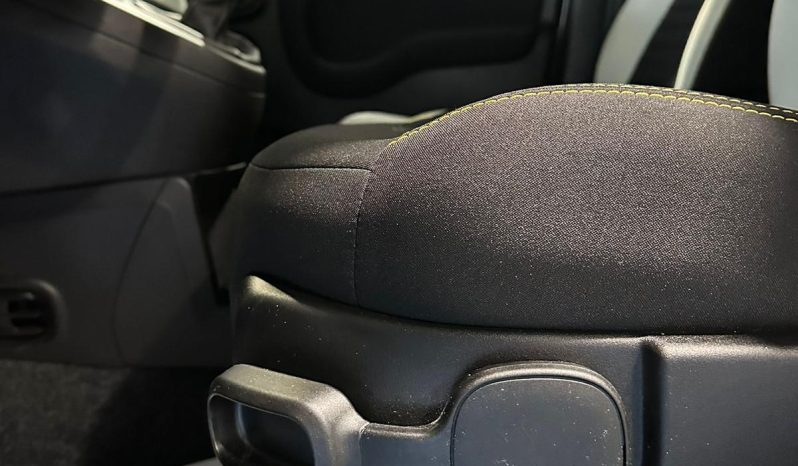 La tua nuova Pandina ti aspetta: super offerta da BruvinCars! pieno