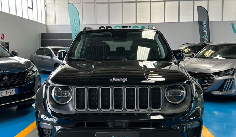 Più potenza, meno consumi: scopri la Jeep Renegade e-Hybrid! pieno