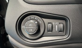 Più potenza, meno consumi: scopri la Jeep Renegade e-Hybrid! pieno