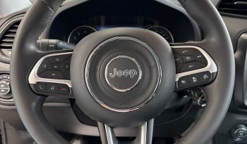 Più potenza, meno consumi: scopri la Jeep Renegade e-Hybrid! pieno