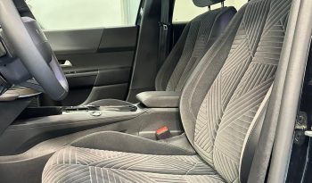 Eleganza italiana, tecnologia e cambio automatico: scopri la nuova Ypsilon LX. pieno
