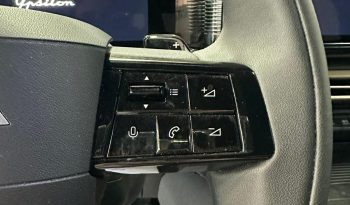 Eleganza italiana, tecnologia e cambio automatico: scopri la nuova Ypsilon LX. pieno
