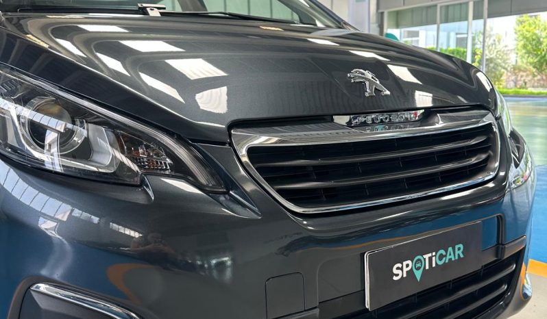 DISPONIBILE ORA! Peugeot 108 Automatica 5 Porte – Full Comfort e bassi consumi pieno