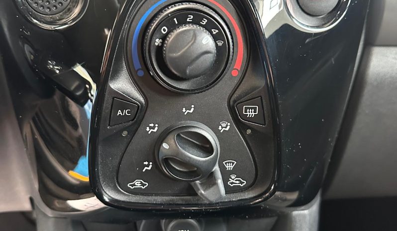 DISPONIBILE ORA! Peugeot 108 Automatica 5 Porte – Full Comfort e bassi consumi pieno