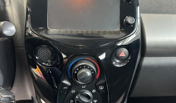 DISPONIBILE ORA! Peugeot 108 Automatica 5 Porte – Full Comfort e bassi consumi pieno