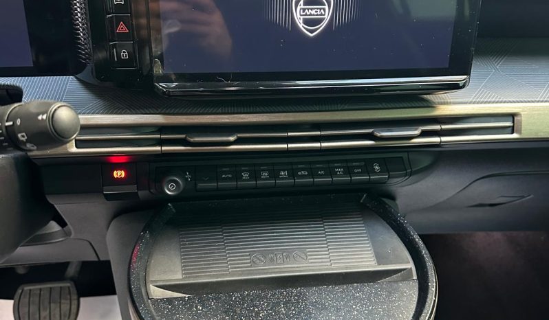 Full LED, Keyless e Apple CarPlay Wireless: il futuro è già qui pieno