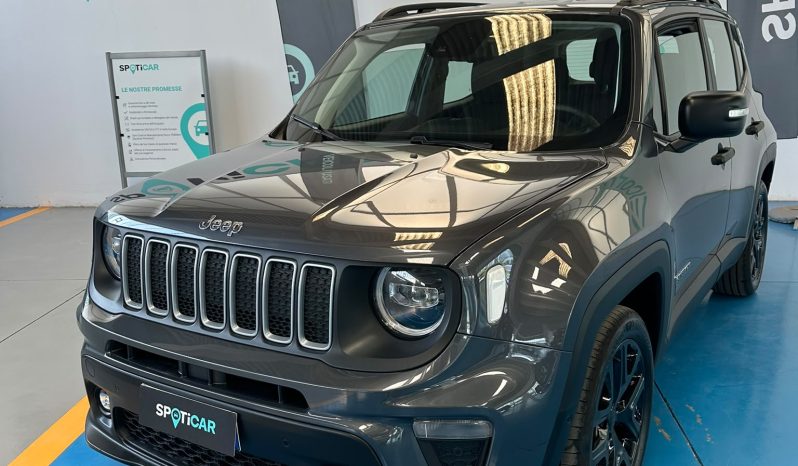 Comfort assoluto con la Jeep Renegade e-Hybrid Automatica pieno