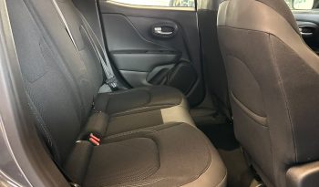 Comfort assoluto con la Jeep Renegade e-Hybrid Automatica pieno